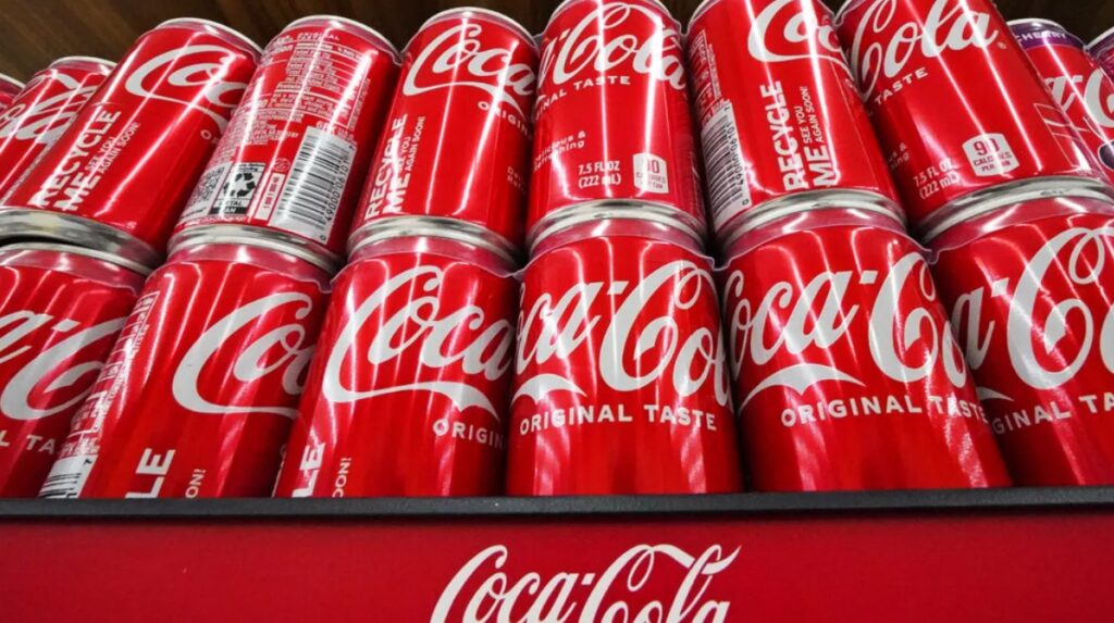 Coca-Cola отзывает продукцию в Европе