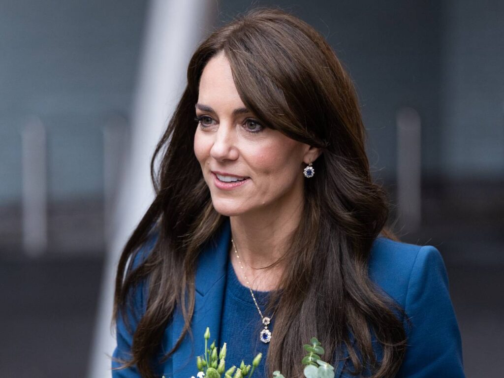 принцесса Уэльская выглядит истощённой и весит не больше 40 кг