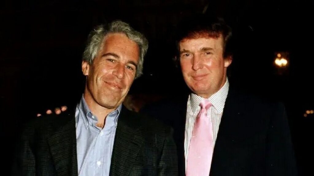 В новых документах по делу Эпштейна упоминается Трамп
